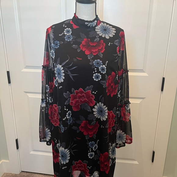 Floral & Flowy High-Neck Dress Sprit of Grace size M - Picture 2 of 5